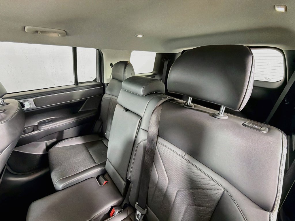 Used 2025 Hyundai Santa Fe XRT AWD/4WD image 25