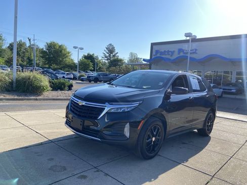 Used 2023 Chevrolet Equinox LT FWD image 4
