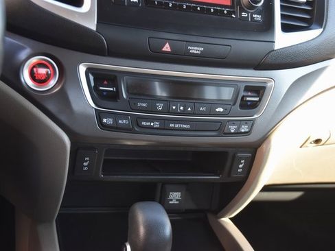 Used 2018 Honda Ridgeline RTL image 33