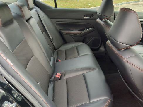 Used 2024 Nissan Altima 2.5 SR image 29