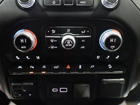 Used 2020 GMC Sierra 1500 Denali w/ Technology Package image 32