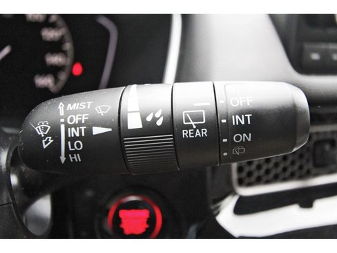 Used 2024 Honda Civic EX-L image 18