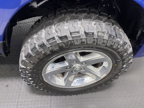 Used 2015 RAM 1500 Express image 27