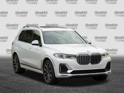 Used 2021 BMW X7 xDrive40i w/ Premium Package AWD/4WD image 2