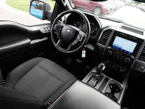 Used 2020 Ford F150 XLT w/ Equipment Group 302A Luxury AWD/4WD image 9