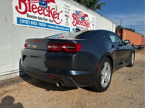 Used 2023 Chevrolet Camaro LT RWD image 3