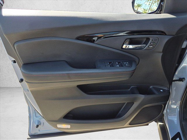 Used 2024 Honda Ridgeline Black Edition image 10