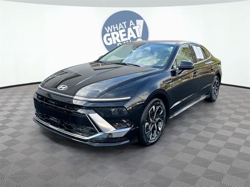 Used 2024 Hyundai Sonata SEL image 3