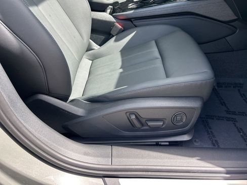 Used 2025 Audi A5 2.0T Premium Plus w/ Premium Plus AWD/4WD image 41