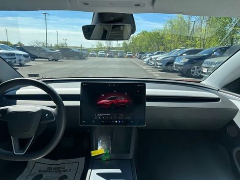 Used 2025 Tesla Model 3 Long Range AWD/4WD image 26