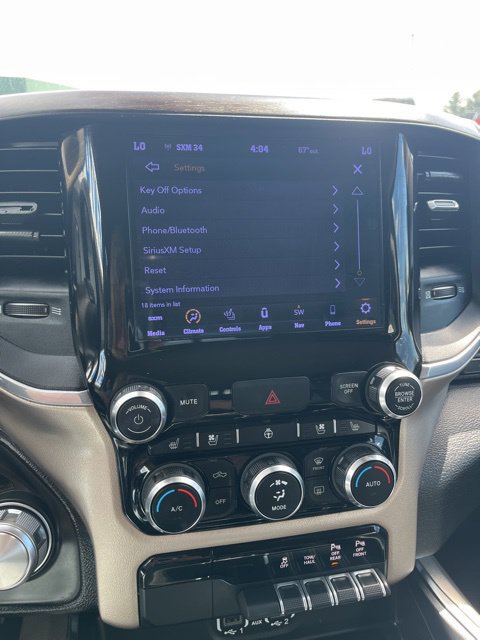 Used 2021 RAM 1500 Laramie AWD/4WD image 46
