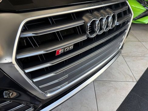 Used 2019 Audi SQ5 Premium Plus w/ Premium Plus Package image 2
