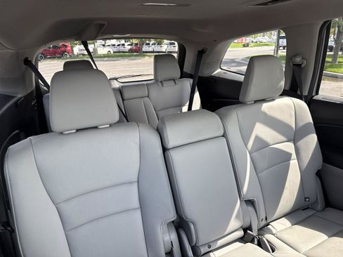 Used 2017 Honda Pilot EX-L image 30