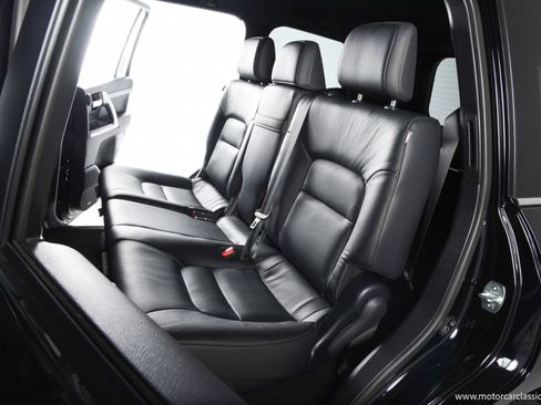 Used 2021 Toyota Land Cruiser Heritage Edition image 31