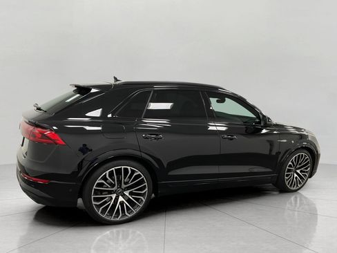 Used 2024 Audi SQ8 Prestige AWD/4WD image 2
