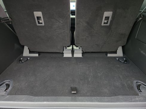 Used 2023 Ford Bronco Wildtrak AWD/4WD image 34