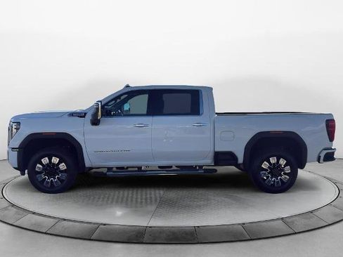 New 2026 GMC Sierra 3500 Denali w/ Technology Package image 2