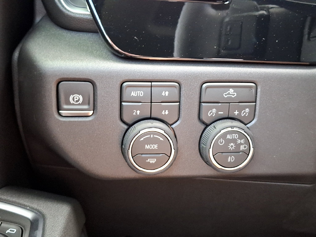 New 2026 Chevrolet Silverado 1500 LT Trail Boss w/ Convenience Package II AWD/4WD image 15
