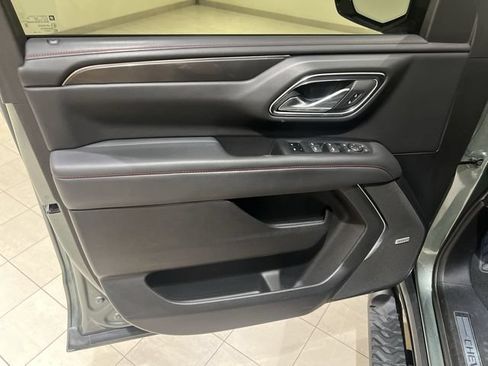 Used 2024 Chevrolet Tahoe RST w/ Luxury Package AWD/4WD image 22