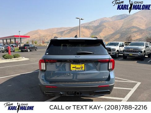 New 2026 Ford Explorer ST-Line w/ ST-Line Street Pack AWD/4WD image 3