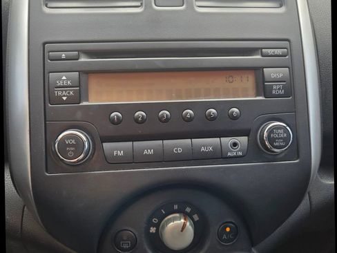 Used 2014 Nissan Versa Note SV w/ Sport Value Package image 24