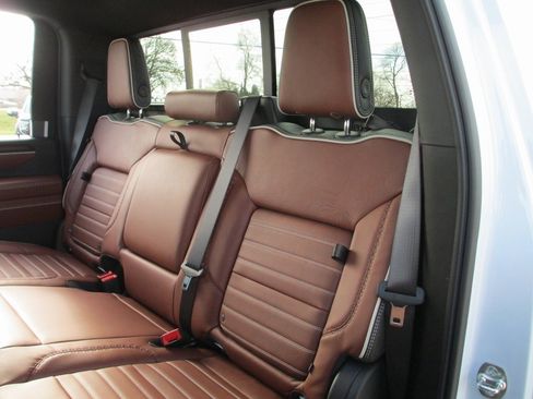 New 2026 GMC Sierra 2500 Denali Ultimate image 15