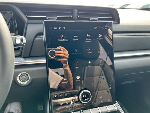 New 2026 GMC Terrain Elevation AWD/4WD image 22