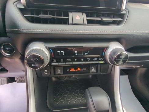 Used 2024 Toyota RAV4 XLE w/ Convenience Package image 19