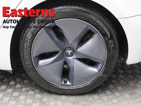 Used 2020 Tesla Model 3 Long Range image 8