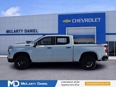 New 2026 Chevrolet Silverado 1500 LT Trail Boss w/ LT Trail Boss Premium Package AWD/4WD image 3
