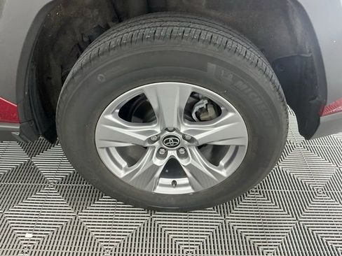 Used 2023 Toyota RAV4 XLE w/ Convenience Package image 15