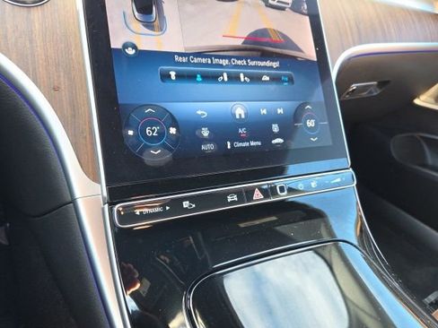 Used 2024 Mercedes-Benz CLE 450 4MATIC Cabriolet image 31