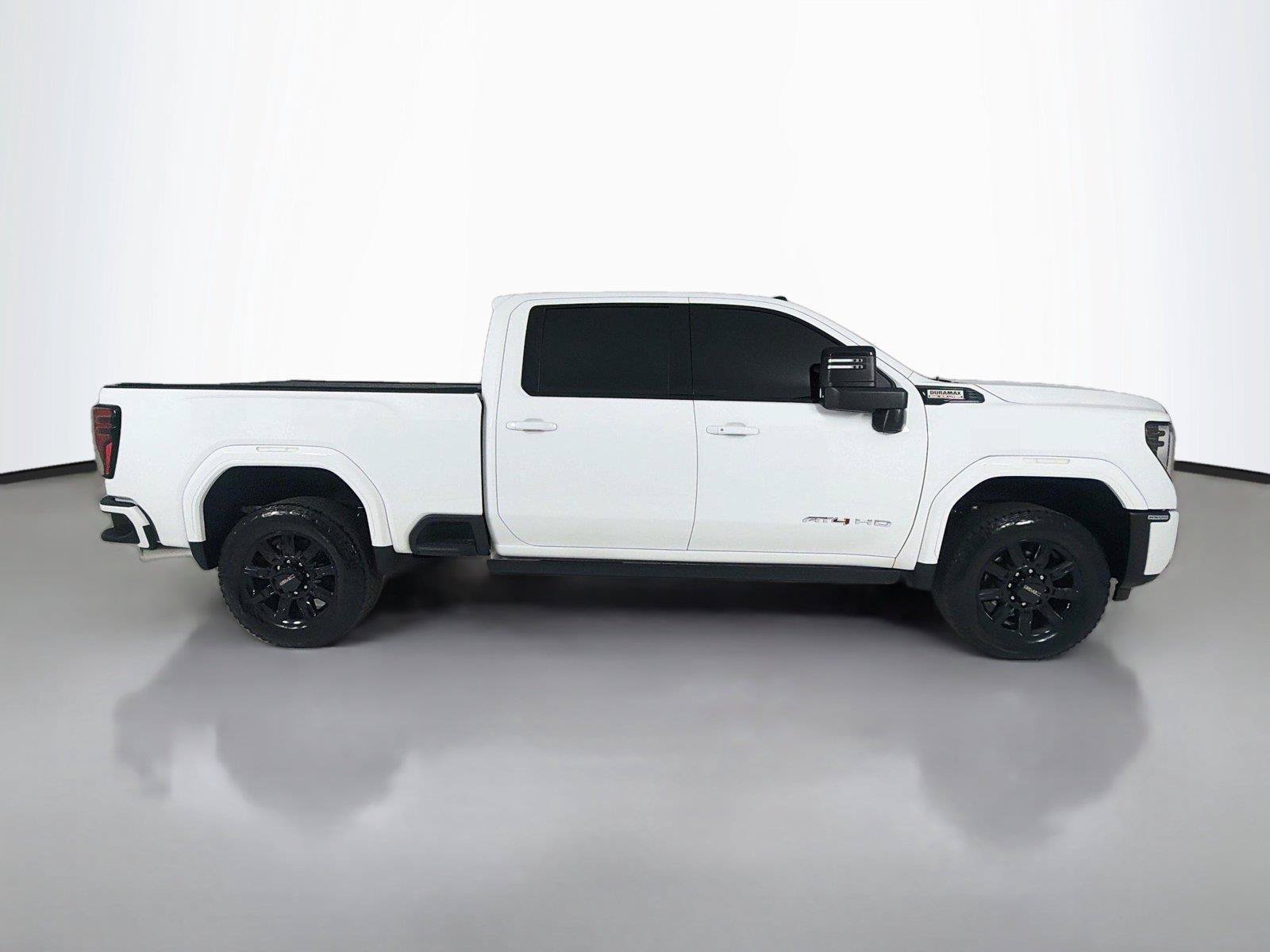 Used 2024 GMC Sierra 2500 AT4 w/ AT4 Premium Plus Package AWD/4WD image 29