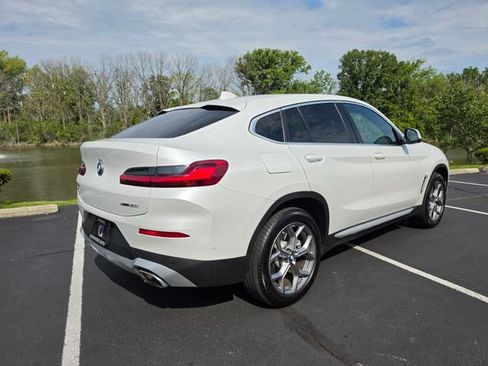 Used 2024 BMW X4 xDrive30i w/ Premium Package AWD/4WD image 8