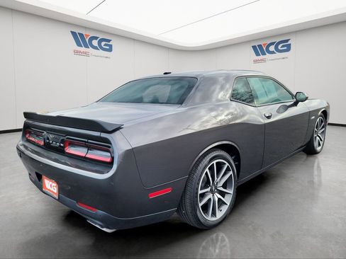 Used 2023 Dodge Challenger R/T image 4