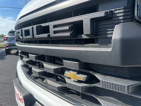 Used 2022 Chevrolet Silverado 1500 W/T w/ WT Value Package image 11