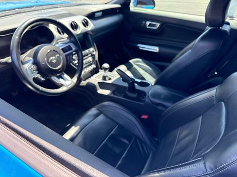 Used 2022 Ford Mustang GT Premium RWD image 9