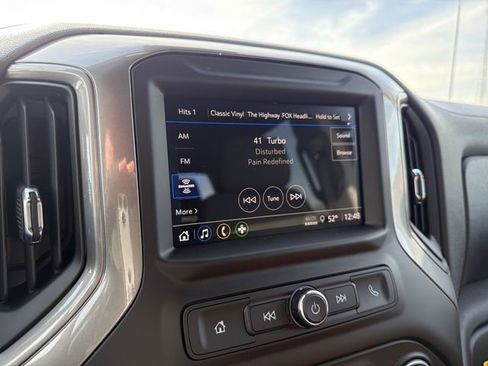 New 2026 Chevrolet Silverado 1500 Custom Trail Boss w/ LPO, Dark Essentials Package image 27