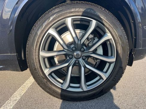 Used 2019 Volvo XC90 T6 Momentum w/ Advanced Package image 13