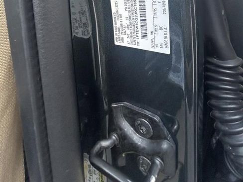 Used 2018 Ford F150 XLT w/ Equipment Group 302A Luxury image 25