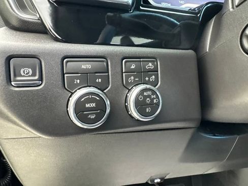 Used 2026 GMC Sierra 1500 SLT w/ SLT Premium Plus Package AWD/4WD image 15