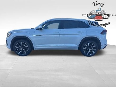 New 2026 Volkswagen Atlas Cross Sport SEL Premium R-Line image 4
