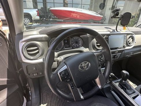 Used 2023 Toyota Tacoma SR5 w/ Technology Package AWD/4WD image 12