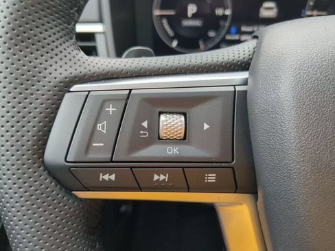 New 2026 Nissan Rogue Platinum AWD/4WD image 17