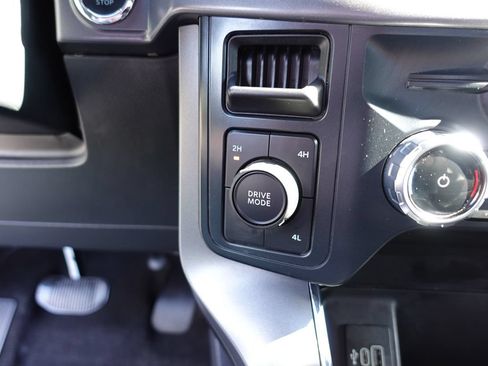 Used 2025 Ford F150 XLT w/ Equipment Group 302A MID AWD/4WD image 44