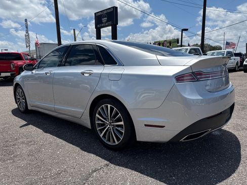 Used 2018 Lincoln MKZ Premiere image 8