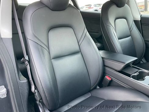 Used 2018 Tesla Model 3 Long Range image 10