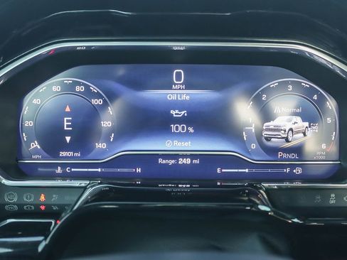 Used 2022 Chevrolet Silverado 1500 LT image 47