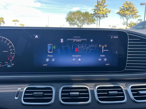 Used 2025 Mercedes-Benz GLE 450e 4MATIC image 22