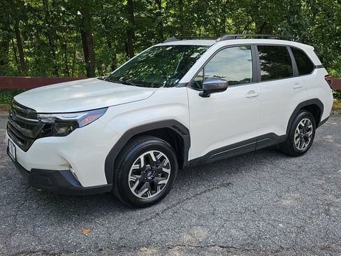 Certified 2026 Subaru Forester Premium AWD/4WD image 4